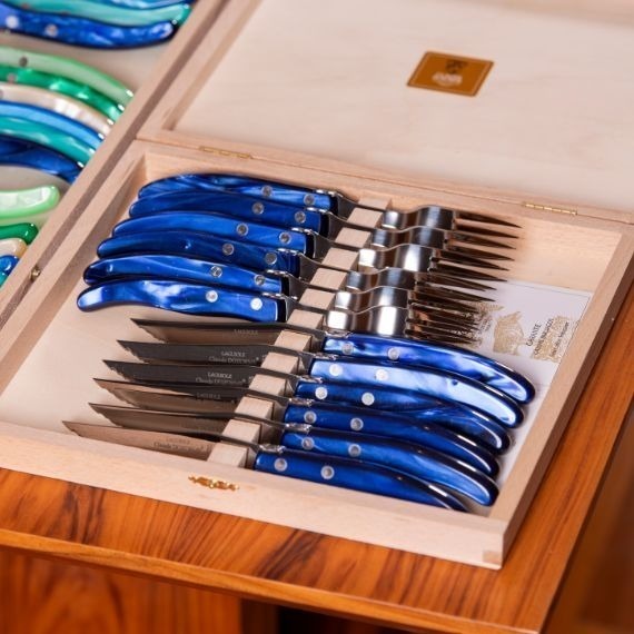 Conjunto com 6 Facas e 6 Garfos Claude Dozorme Laguiole Azul Escuro