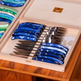 Caixa com 6 Facas de Mesa Claude Dozorme Laguiole Azul Escuro
