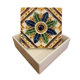Caixa Renascença Azulejo Flor Bordallo Pinheiro
