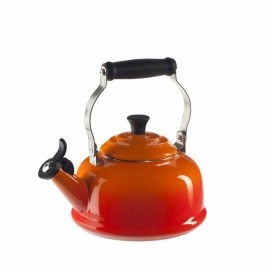 Chaleira com Apito Laranja Le Creuset