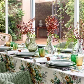 Toalha de Mesa Galina Amarelo 2,25x3,15 Dascoli