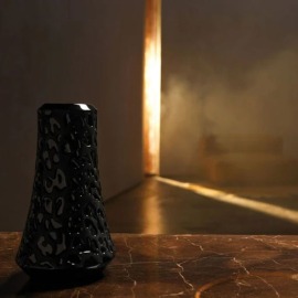 Vaso Lalique Pantera Preto